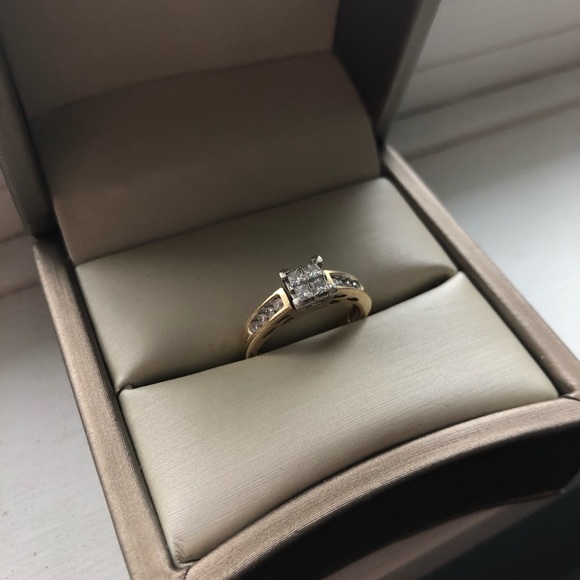 Engament ring / wedding band - Picture 2 of 7